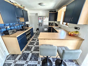 Photo 18- click for photo gallery